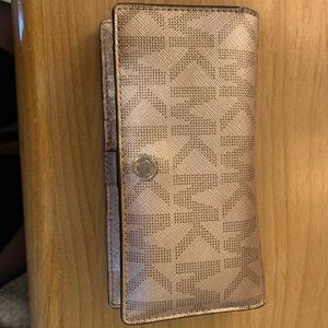 Rose gold Michael Kors wallet